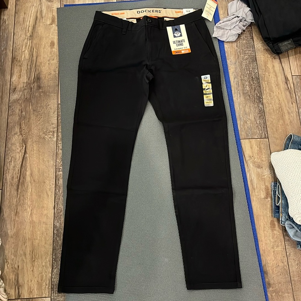 Dockers ultimate chino skinny fit black size 34x32